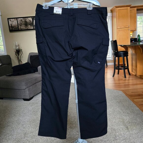 NWT 5.11 Stryke womens tactical dark navy blue sz 18 cargo pant - Picture 2 of 3